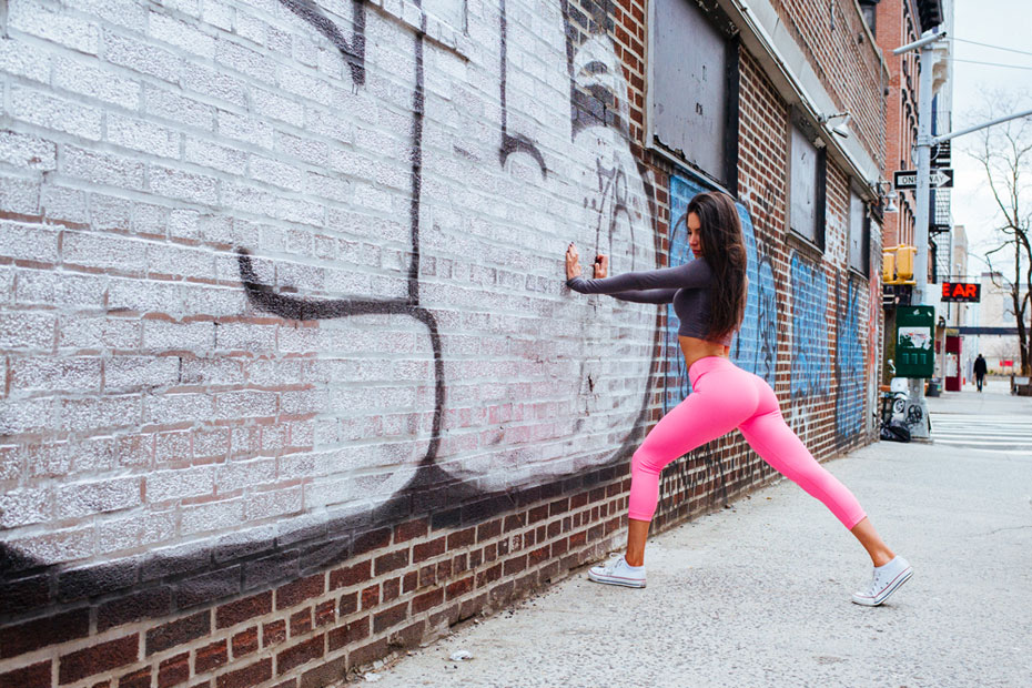 Jen Selter - Pink Pants By Grafitti